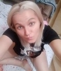 Rencontre Femme : Мари, 31 ans à Russie  Симферополь